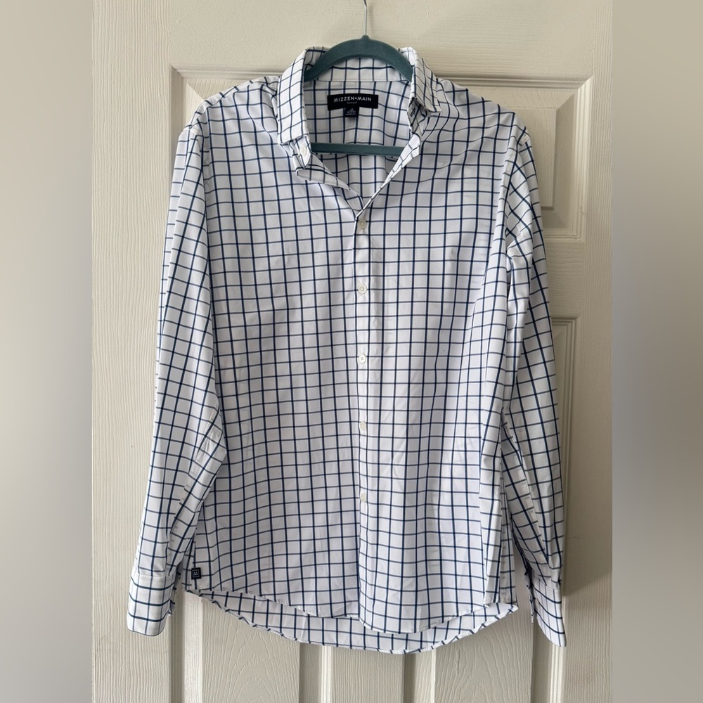 Mizzen+Main White and Navy Grid Shirt
